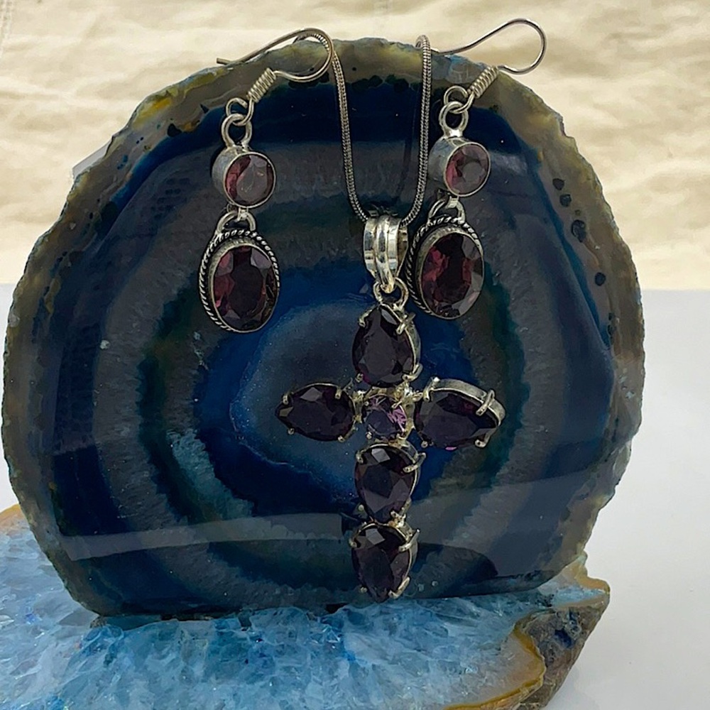 18” Sterling Silver Faceted Amethyst Cross Necklace & Earrings - Picture 2 of 6